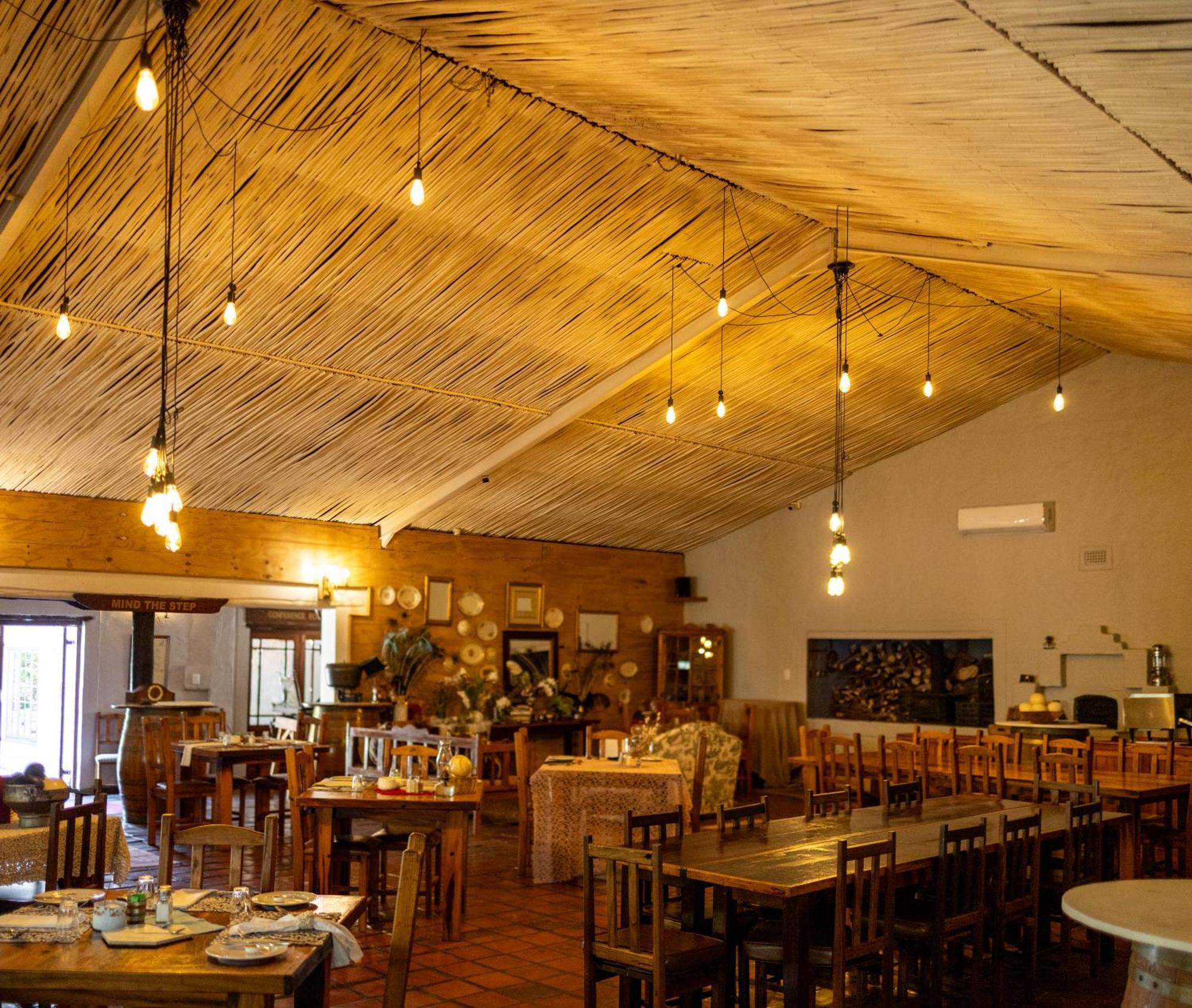 De Opstal Country Lodge Oudtshoorn Ngoại thất bức ảnh
