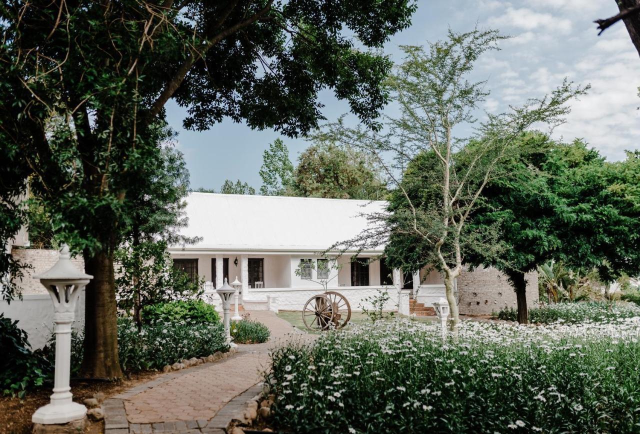 De Opstal Country Lodge Oudtshoorn Ngoại thất bức ảnh